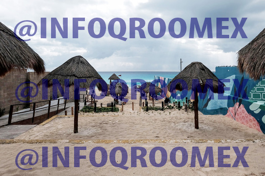 Zona Hotelera de Cancun en dia nublado 